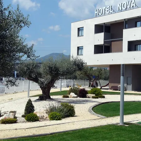 Nova Senia Hotel La Senia