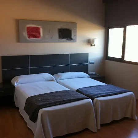 Nova Senia Hotell 4*